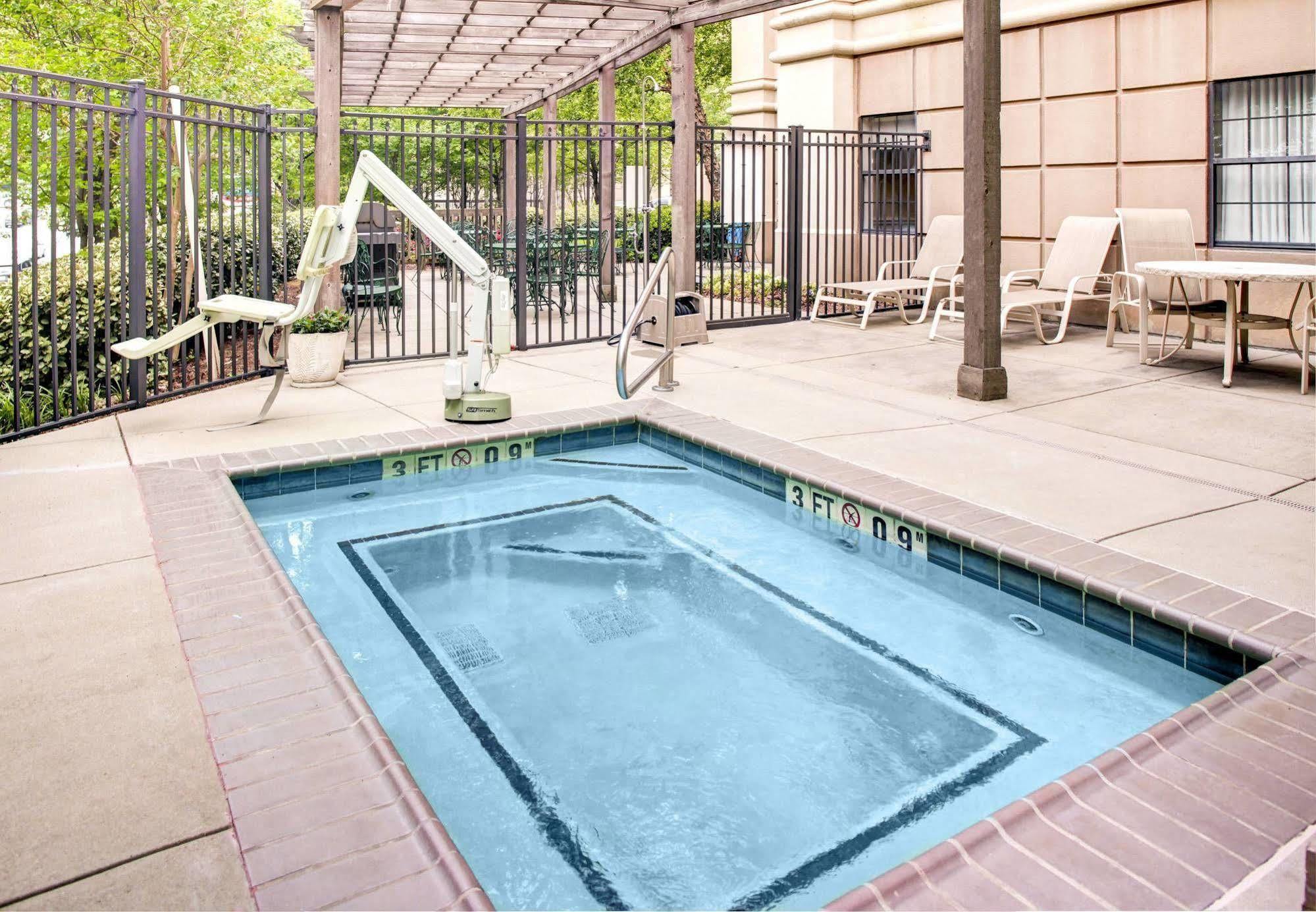 Towneplace Suites Atlanta Buckhead Zewnętrze zdjęcie